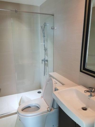 Watermark Chaophraya, 145 sqm. Convenient Three Bedrooms Condo for Rent/Sale at Watermark chaophraya.