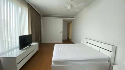 185 Rajadamri, 223.22 sqm. Spacious, Convenient Three Bedrooms and Maid Quarter Condo for Rent at 185 Rajadami