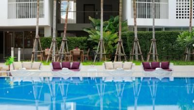 Ekamai Gardens, 160sqm Luxury, Modern Triplex Three Bedrooms for rent at Ekamai Gardens