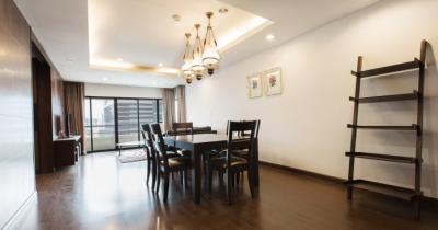 Sathorn Garden, 163.99 sqm. Nice Modern Style, Three Bedrooms Condo for Rent at Sathorn Garden.