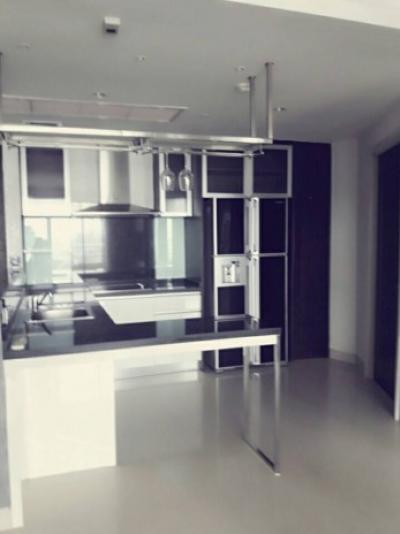 Watermark Chaophraya, Watermark Chaophraya River Condo ,River view High floor 105.21 sqm 2 bedroom 2 bathroom for rent/sale well price!!
