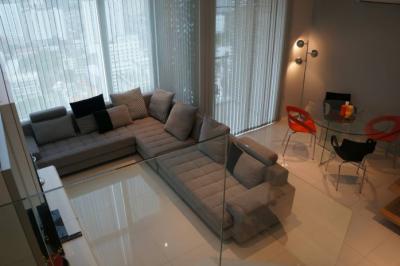 Villa Rachatewi, 70 sqm. Spacious, Good View, Duplex One bedroom for Rent at Villa Rachatewi.