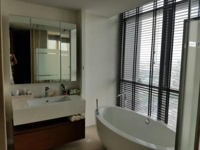 The River Condo, 145sqm Riverside condo for rent at The River