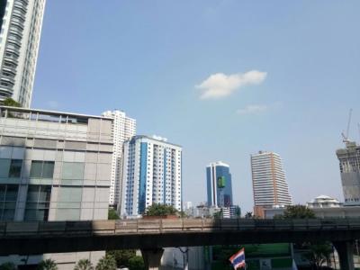 Siri at Sukhumvit 38, 52sqm. Stylish, Luxury 1 bedroom condo for rent at Siri @ sukhumvit