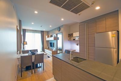 KEYNE by Sansiri, Keyne by Sansiri Condominium size 53.70 sqm. 1 Bedroom 1 Bathroom This room comes with fully furnished with nice high-quality furniture and electrical appliances throughout.