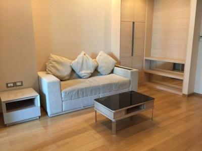 The Address Asoke, 46sqm convenient One Bedroom condo for Rent at The Address Asoke.