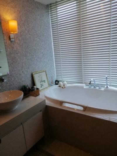 Baan Siri Twenty Four, 272 sqm Spacious Four Bedrooms, Maid room Condo for Sale at Baan Siri Twenty Four.