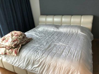 The Vertical Aree, 70sqm spacious Two Badrooms Condo for Rent at The Vertical Aree.