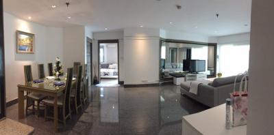 Fifty Fifth Tower, 170 sqm. renovated, 3bedroom, 3bathroom, 3 balcony, modern kitchen, stove , oven, hood, washer, dryer, big refrigerator, microwave oven ,Tile, granite and hardwood floor. All white hard aluminium door window with green glass, Condo for