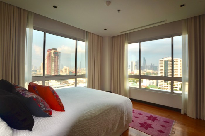 The Lofts Yennakart, 82sqm Beautiful Spacious 2 Bedrooms Condo for rent at The Lofts Yennakart