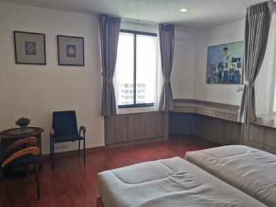Las Colinas, 185sqm High rise Convenient Two bedrooms Condo for rent and sale and Las Colinas
