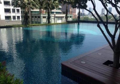 Q Langsuan, 80.23sqm Luxury, High End Two Bedrooms Condo for rent at Q House Langsuan