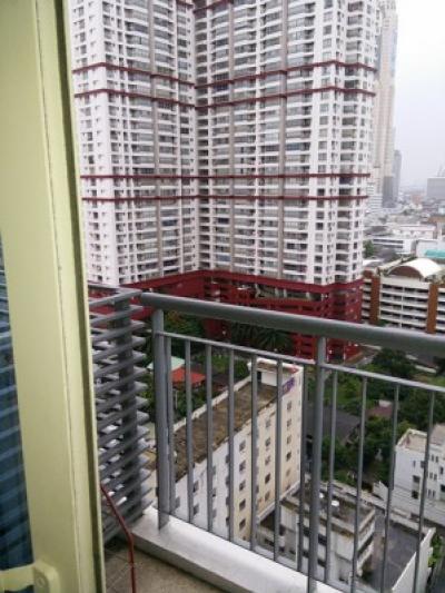 Villa Rachatewi, 41sqm Beautiful, High Rise Studio condo for rent at Villa Ratchathewi