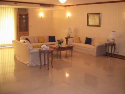 Las Colinas, 180sqm High Rise, Spacious Two Bedroom Condo to let at Las Colinas