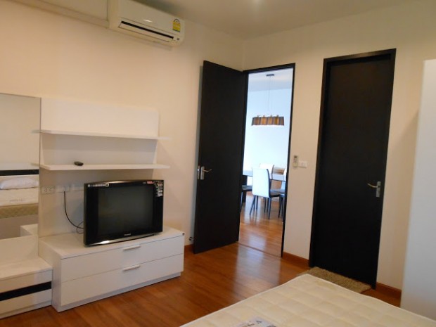 Baan Klang Krung Siam Patumwan, 94sqm Spacious, High Rise Two Bedrooms Condo to let at Baan Klang Krung Siam Patumwan – รูปที่ 4
