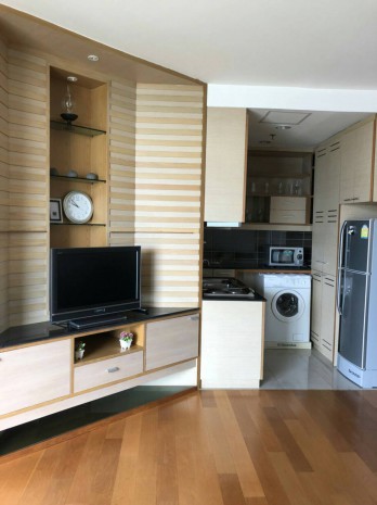 Chatrium, 63 sqm. Convenient, City view, One Bedroom Condo for Rent at Chatrium. – รูปที่ 2