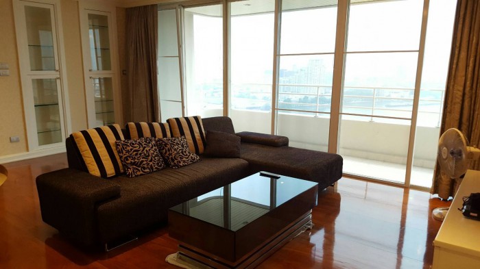 Watermark Chaophraya, 145.95 sqm. Spacious River view Three Bedrooms Condo for Sale at Watermark chaophraya. – รูปที่ 4