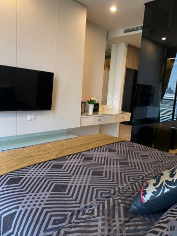 Noble Pleonchit, 60 sqm. Beautiful, Elegant, Fully furnished One Bedroom Condo for Rent at Noble Pleonchit. – รูปที่ 3