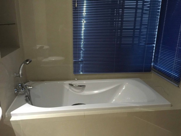 Belgravia Residences, 297 sqm. Spacious Four Bedroom , Maid room, Condo for Rent at Belgravia Residences. – รูปที่ 4