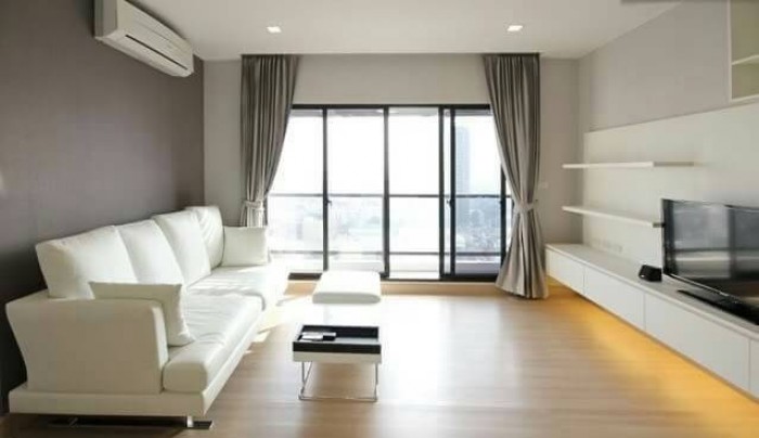 Urbano Absolute Sathon-Taksin, 75sqm Good price! Spacious Riverside 2bedroom for rent at Urbano Absolute Sathon-Taksin Urbano Absolute Sathon-Taksin, 75sqm Good price! Spacious Riverside 2bedroom for rent at Urbano Absolute Sathon-Taksin