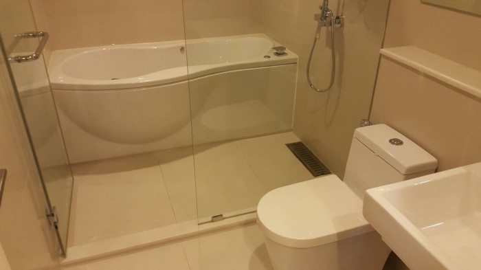 Ivy Thonglor, 43sqm Well price!! Convenient mid floor One bedroom for rent at Ivy Thonglor