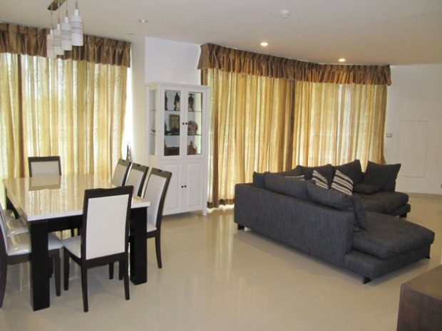 Watermark Chaophraya, Watermark Chaophraya River Condo ,River view low floor, 165 Sqm 3 bedroom 3 bathroom 1 maid for Rent/Sale Well price!! Watermark Chaophraya, Watermark Chaophraya River Condo ,River view low floor, 165 Sqm 3 bedroom 3 bathroom 1 maid for Rent/Sale Well price!!
