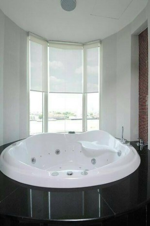 Watermark Chaophraya, Watermark Chaophraya River Condo ,River view low floor 242 sqm 3+1 bedroom 4 bathroom 1 maid 2 kitchen 1livingroom for sale well price!! – รูปที่ 2