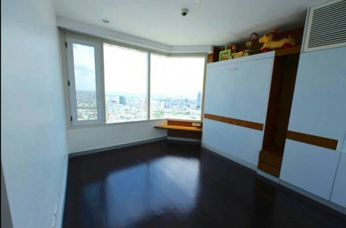 Watermark Chaophraya, Watermark Chaophraya River Condo ,River view High floor 145 sqm 2 bedroom 2 bathroom 1 maid  for sale/rent Well price!! – รูปที่ 3