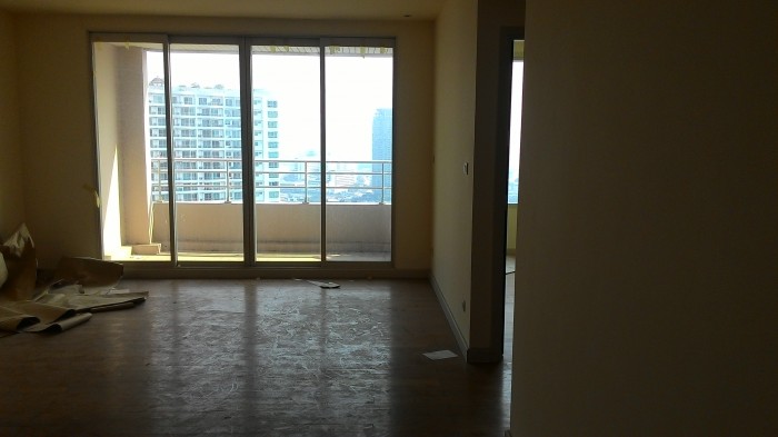 Watermark Chaophraya, Watermark Chaophraya River Condo ,River view High floor 106 sqm 2 bedroom 2 bathroom for sale well price! Watermark Chaophraya, Watermark Chaophraya River Condo ,River view High floor 106 sqm 2 bedroom 2 bathroom for sale well price!