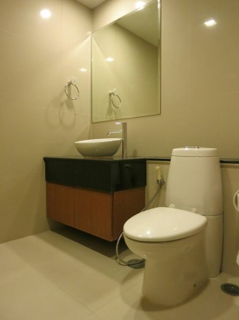 Nusasiri Grand Condo, Nusasiri Ekamai Spacious convenient Fully furnished 2bed 3bath 137sqm for sale with tenant Well price!16.4MB transfer 50/50