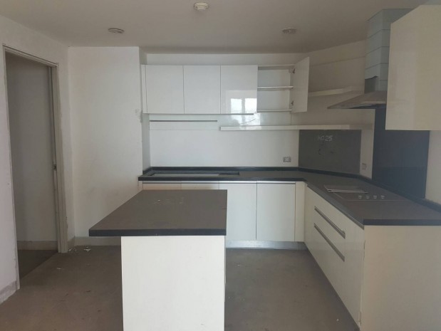 Watermark Chaophraya, Watermark Chaophraya River Condo ,River view High floor 242.12 sqm 3+1 bedroom 4 bathroom 1 maid 2 kitchen 1 livingroom for sale well price!! Watermark Chaophraya, Watermark Chaophraya River Condo ,River view High floor 242.12 sqm 3+1 bedroom 4 bathroom 1 maid 2 kitchen 1 livingroom for sale well price!!
