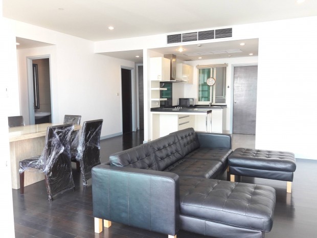 Watermark Chaophraya, Watermark Chaophraya River Condo ,River view Middle Floor 145sqm 3 bedroom 3 bathroom for rent well price! Watermark Chaophraya, Watermark Chaophraya River Condo ,River view Middle Floor 145sqm 3 bedroom 3 bathroom for rent well price!
