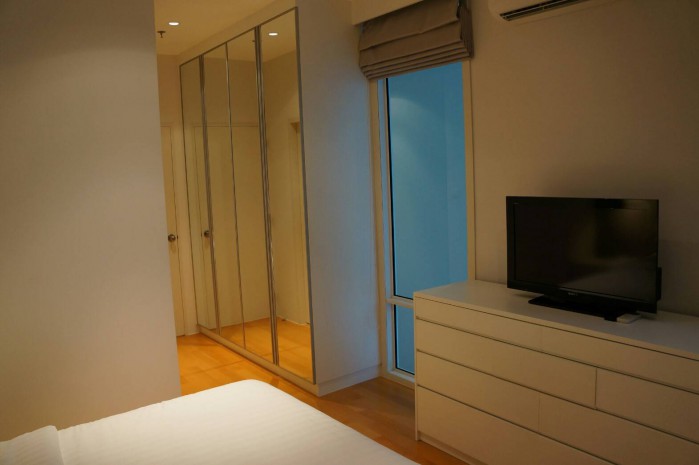 Villa Rachatewi, 70 sqm. Spacious, Good View, Duplex One bedroom for Rent at Villa Rachatewi. – รูปที่ 2