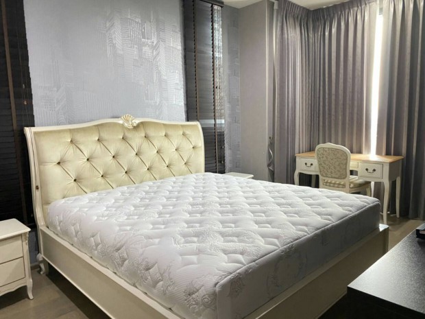 Pyne by Sansiri, 79 sqm. Beautiful, Elegant, Duplex Fully Furnish Two Bedrooms Condo for Rent at Pyne by Sansiri. – รูปที่ 4