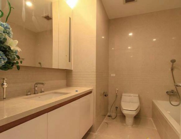 Q Langsuan, 81.23 SQ.M.  Fully Furnished Two Bedrooms Condo for Rent Ready to move in Q Langsuan. – รูปที่ 2