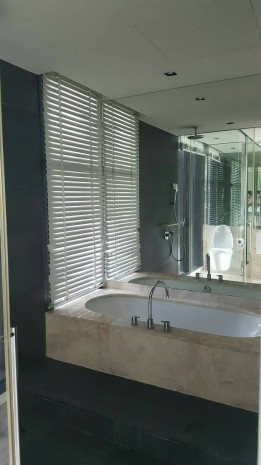 The Met, 198 Sqm. Spacious, Fully Furnished, City view, Three Bedrooms and Maid Quarter Condo for Rent/Sale at The Met. – รูปที่ 4