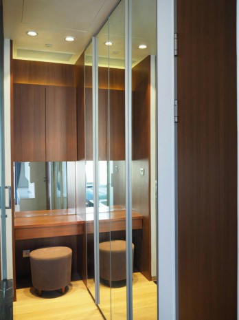 Saladaeng One, 56.47sq. convenient, Wood Built-in Furniture, One Bedroom condo for Rent/Sale Saladaeng One. – รูปที่ 3