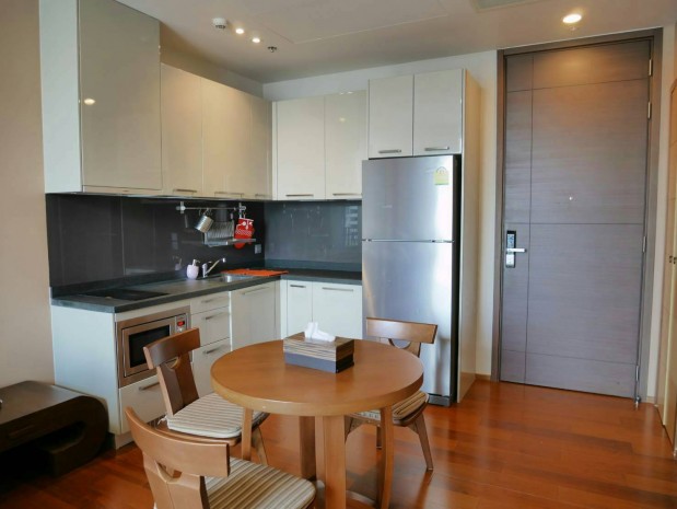 Quattro Thonglor, Quattro by Sansiri Convenient Beautiful fully furnished south view 53 sqm 1 bedroom 1 bathroom for rent Well price!!