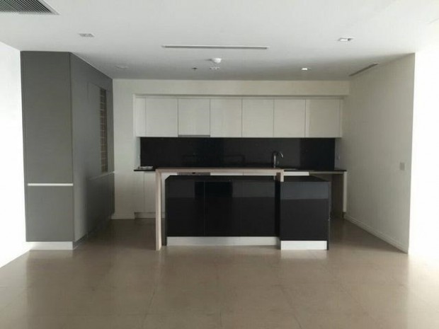 The River Condo, The River is a condominium project, developed by Raimon Land, located at 753 Charoen Nakhon, Khlong Ton Sai, Khlong San, Bangkok 10600. Raimon Land is also the developer behind Northpoint, The Lofts Asoke and The Lofts Yennakart. Construc