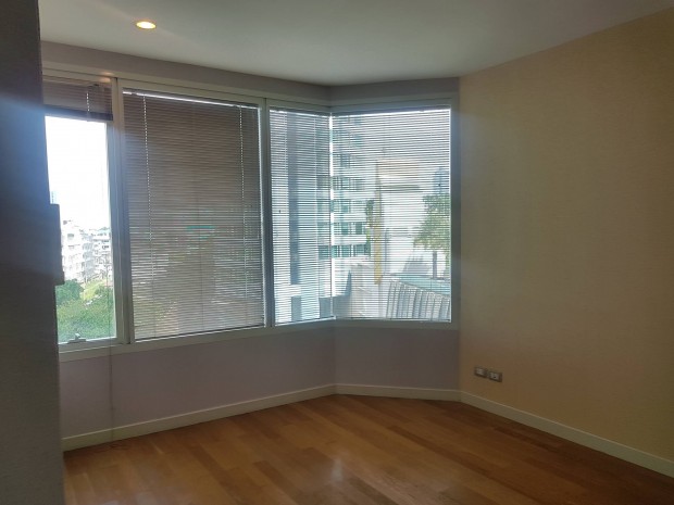 Watermark Chaophraya, Watermark Chaophraya River Condo ,River view low floor 145 sqm 3 bedroom 3 bathroom 1 maid  for sale Well price!! – รูปที่ 3