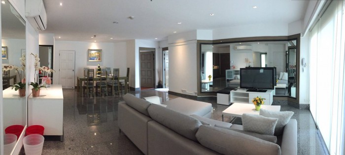 Fifty Fifth Tower, 170 sqm. renovated, 3bedroom, 3bathroom, 3 balcony, modern kitchen, stove , oven, hood, washer, dryer, big refrigerator, microwave oven ,Tile, granite and hardwood floor. All white hard aluminium door window with green glass, Condo for – รูปที่ 2