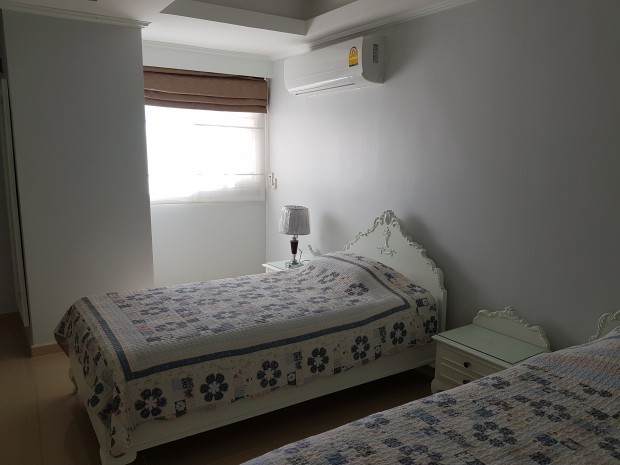 Taiping Tower , 256sqm Luxury Spacious 4 Bedrooms Condo for rent at Taiping Ekkamai