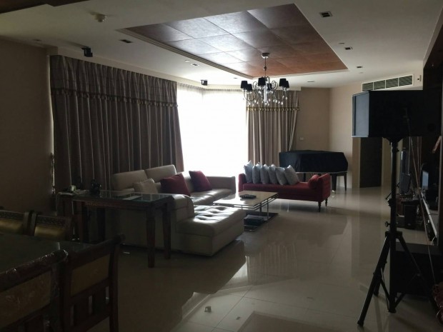 Watermark Chaophraya, Watermark Chaophraya River Condo ,River view Middle floor, 282 Sqm 4+1 bedroom 5 bathroom 2 kikchen 1 Big livingroom 1 maid for Sale Well price!! – รูปที่ 2