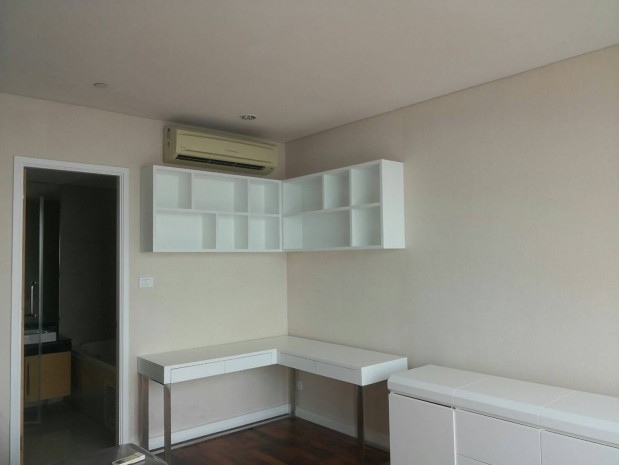 Fullerton, 96sqm convenient, Fully Furnished, High Floor Two Bedrooms Condo for Rent at Fullerton. – รูปที่ 4