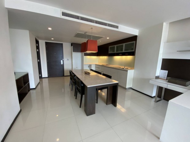 Sathorn Heritage, 120sqm Spacious, Airy, Beautiful luxury, City view Two Bedrooms and Maid room size Condo for Sale at Sathorn Heritage – รูปที่ 3