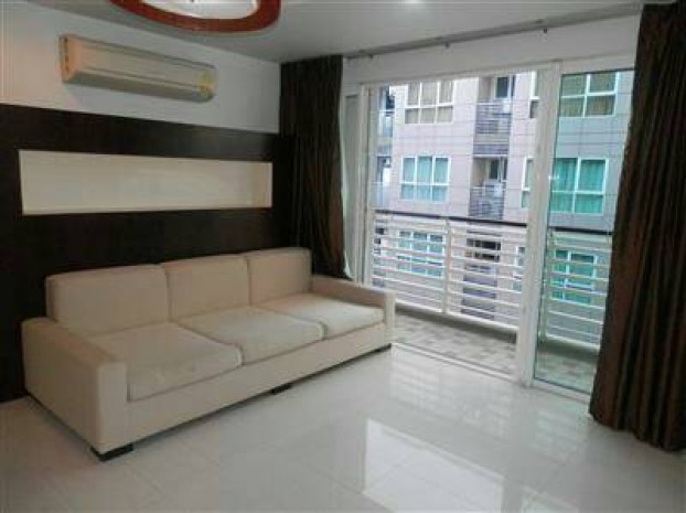 Avenue 61, 200sqm Beautiful, Elegant Three bedrooms, Three bathroom, One Study room or can do officeOne maid room with attached bathroom and One storage room Condo for Rent at Avenue 61 – รูปที่ 3