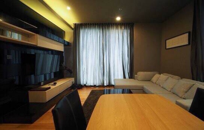 Quattro Thonglor, 86sqm spacious, corner unit Two Bedrooms Condo for Rent at Quattro Thonglor
