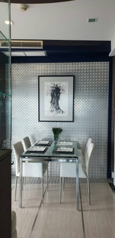 Sky Walk, 54sqm Luxury, Tasteful One Bedroom One Bathroom Condo for rent at Skywalk – รูปที่ 2