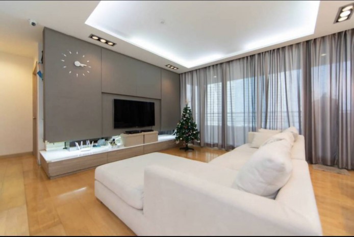 Watermark Chaophraya, 145 sqm. Spacious, Airy, Three Bedrooms Condo for SALE at Watermark Chaophraya. – รูปที่ 2