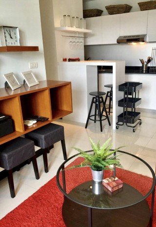 Voque Sukhumvit 16, 40.02 sqm. Beautiful One Bedroom Condo for Rent/Sale at Voque Sukhumvit 16.